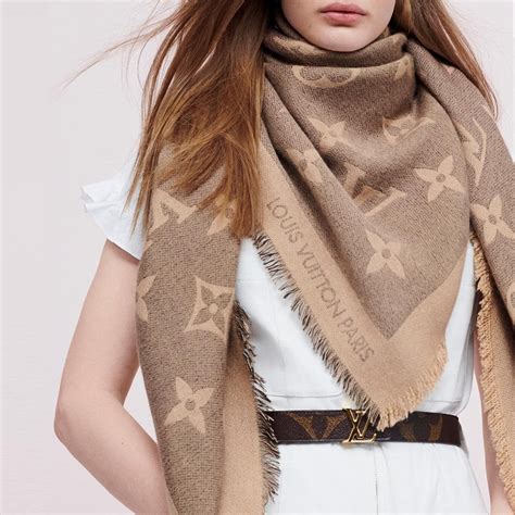 how to wear louis vuitton monogram scarf|louis Vuitton Monogram shawl.